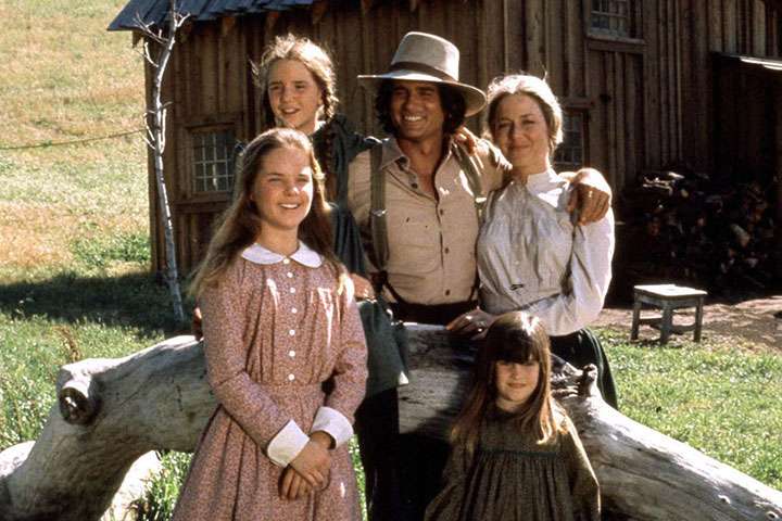 Sustainable thrift store Halloween costume ideas - Little House on the Prairie