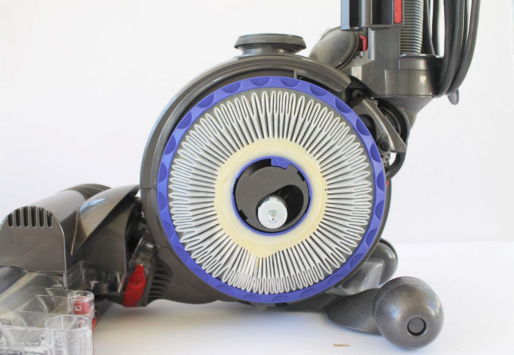 How to clean a Dyson Ball vacuum filter